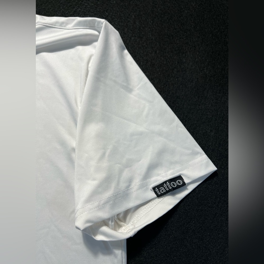Tattoo Golf Cool-Stretch Polo Shirt Men’s Medium White Performance Skull Logo - Picture 5 of 7